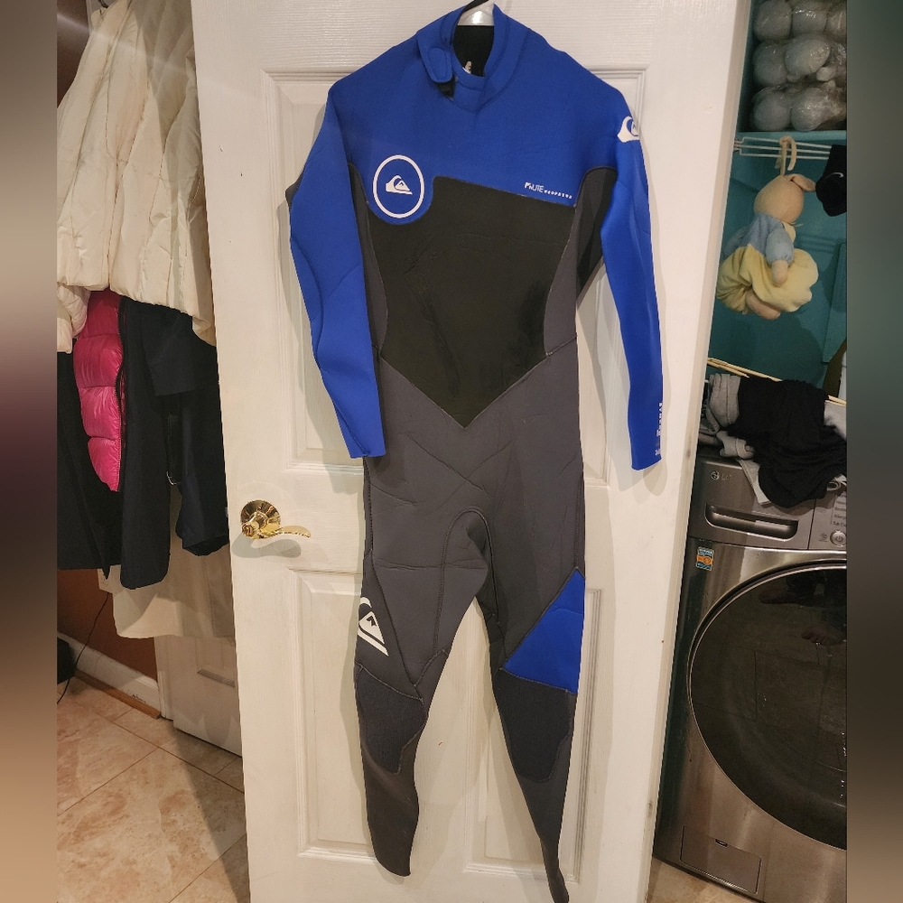 Quicksilver 3/2 Syncro Series BZ GBS Wetsuit with tags, FnLite Neoprene